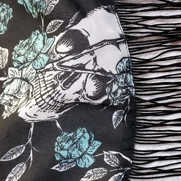 Hot Topic Multicolored High Low Goth Skull & Floral Chiffon Fringe Kimono Size M - Picture 5 of 8